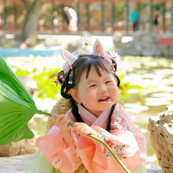 Khám phá avatar em bé cute hài hước, siêu ngộ nghĩnh. 