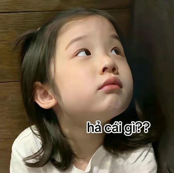 Meme em bé buồn