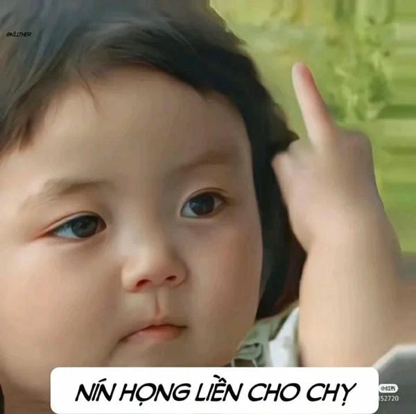 Hình ảnh meme nín em bé