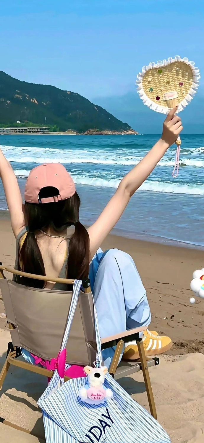 hình nền cô gái quay lưng chill