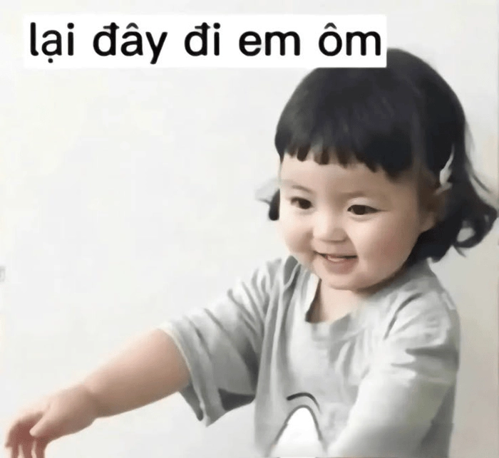 Meme ôm nhau