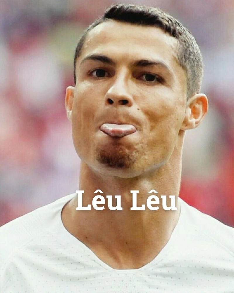 Hình ảnh Ronaldo meme hài hước đầy bất ngờ