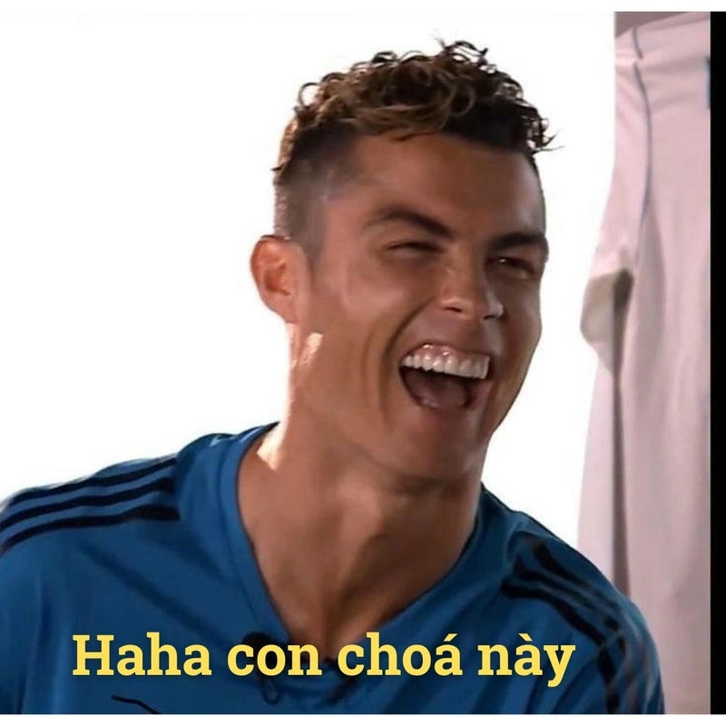 Ronaldo meme độc đáo không thể bỏ qua