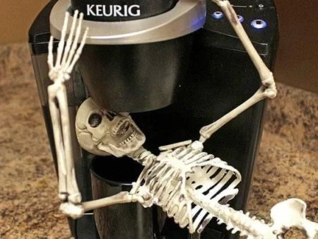 60+ Ảnh chế Skeleton meme hài hước bá đạo đỉnh nóc kịch trần